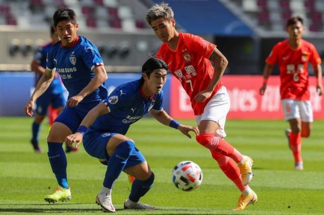 球速体育APP-津媒：亚冠调整后球员面临高温和魔鬼赛程 易受伤